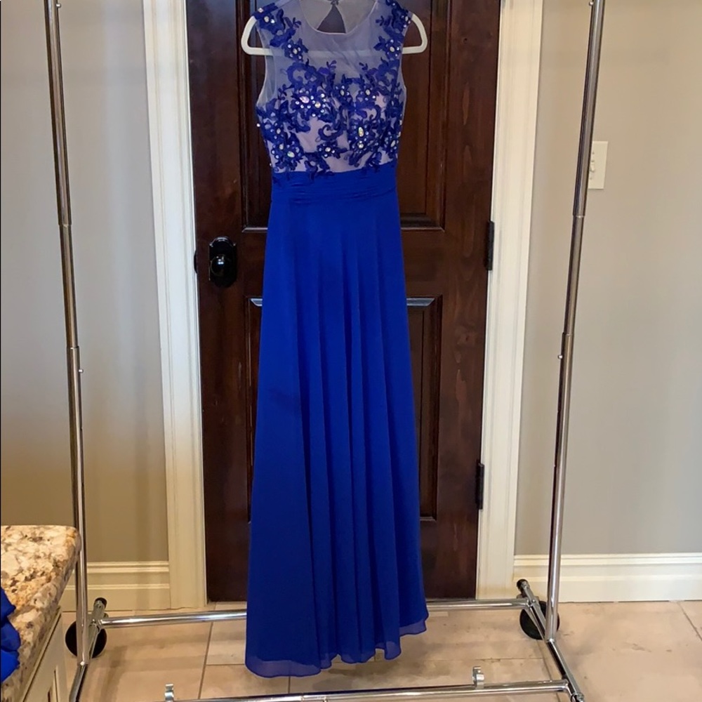Blue prom dress!